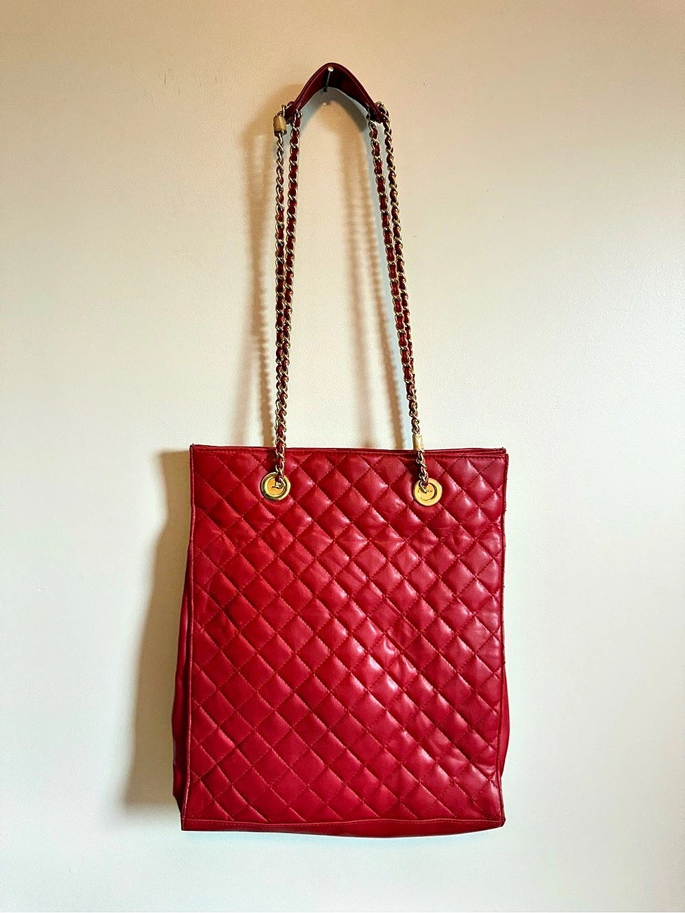 Cara Bella Quilted Shoulder Bag in Red NWT